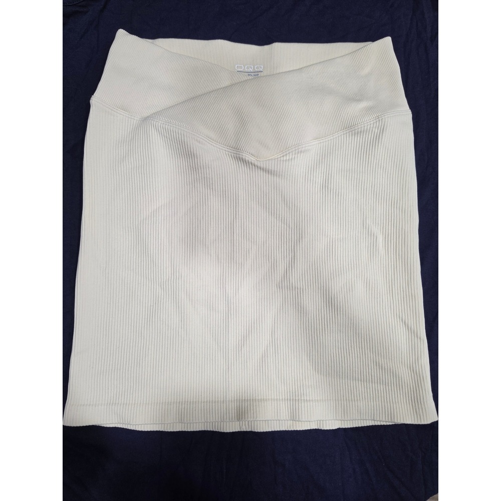 OQQ Ribbed Mini Skirt Cream Off White Crossover V-Waist Athletic Size L
